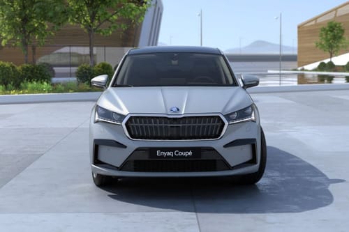 Full Front View of إينياك كوبيه