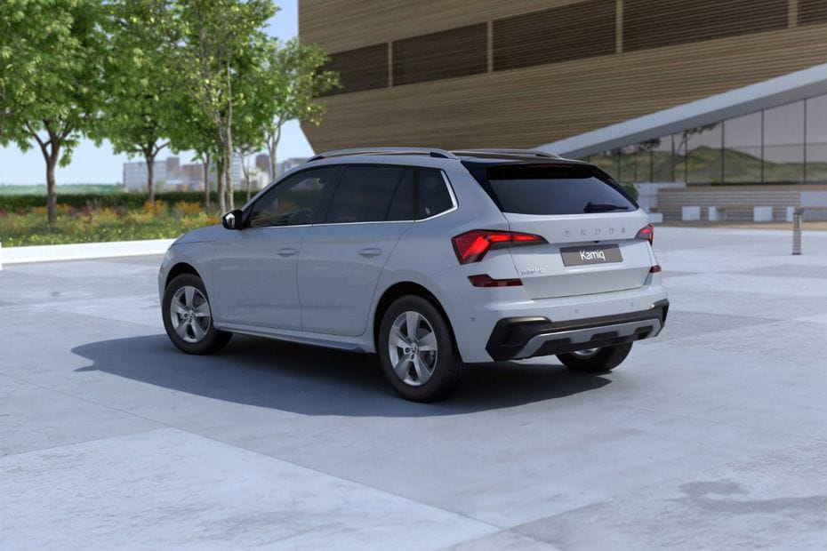 Rear Cross Side View of Skoda Kamiq