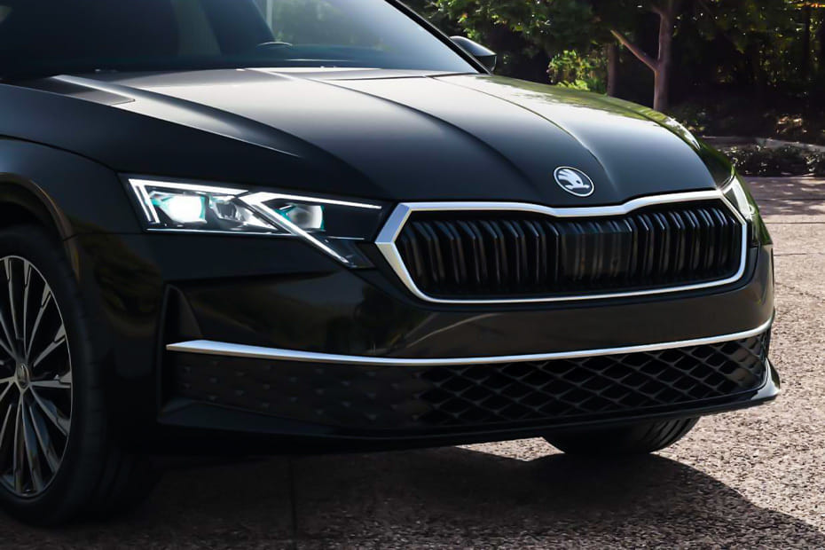 اوكتافيا Grille View