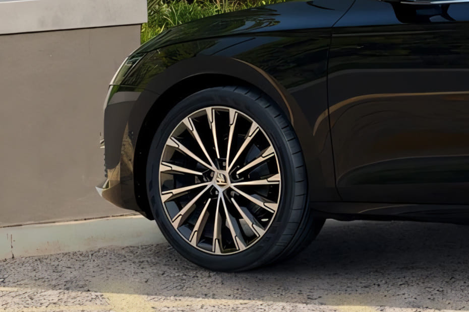 اوكتافيا Wheel