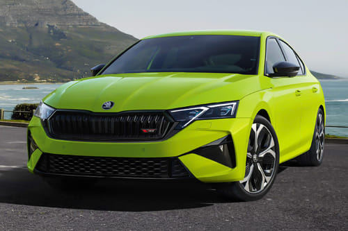 Skoda  Octavia RS Front angle low view