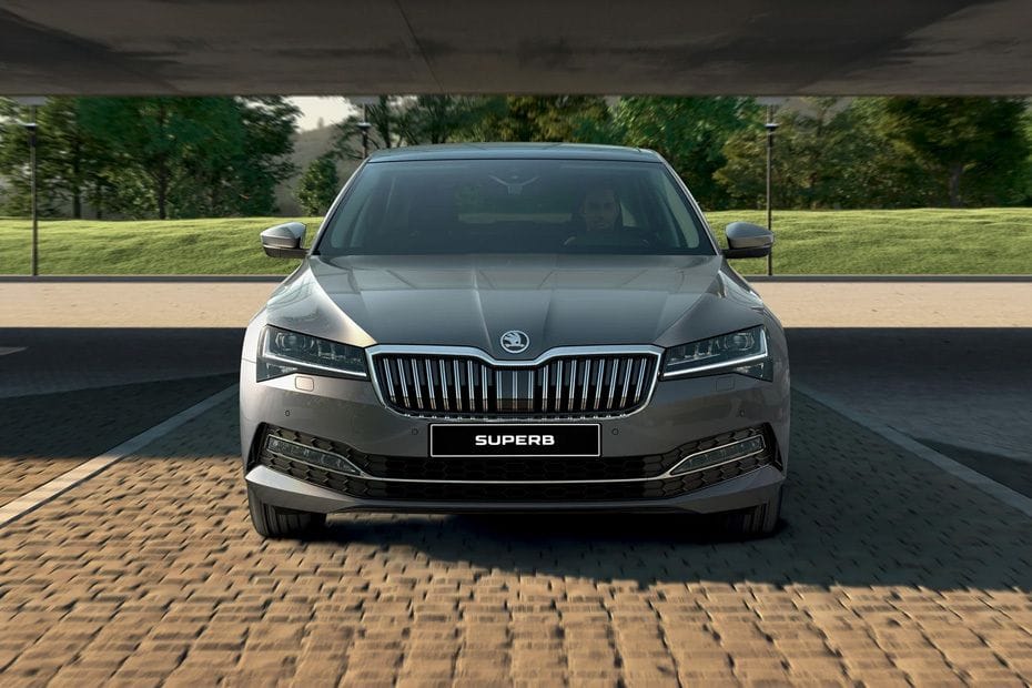 Full Front View of سوبيرب (2022-2025)
