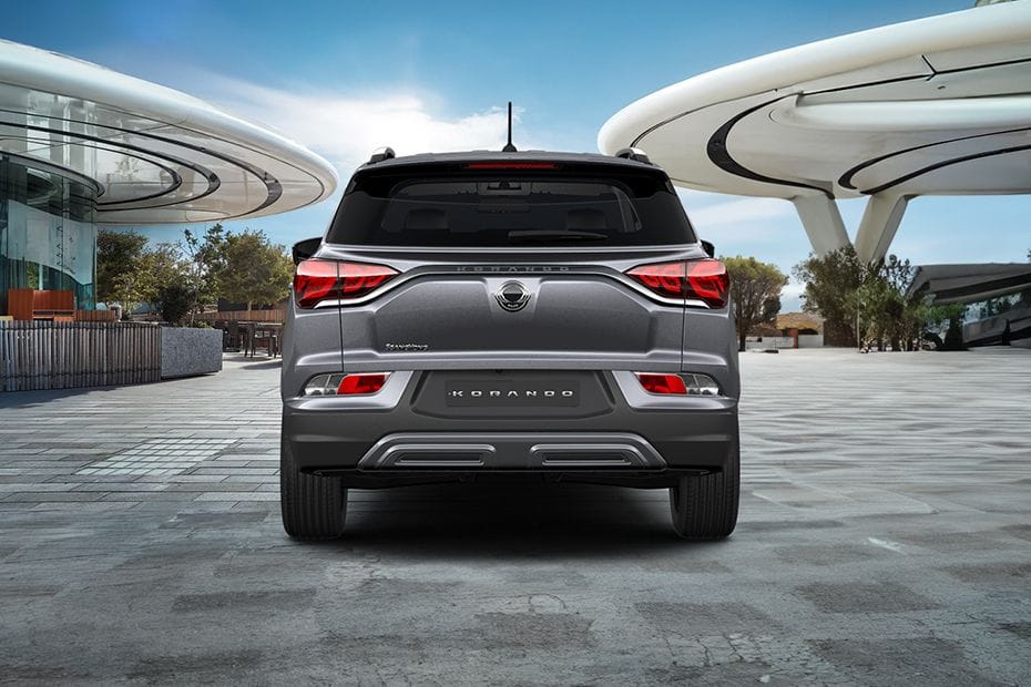 Full Rear View of Ssangyong Korando