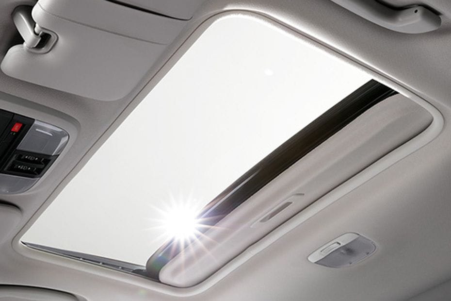 سوبارو كروستريك Sunroof Moonroof