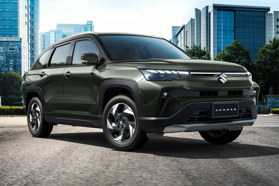 Suzuki Across Front Medium View