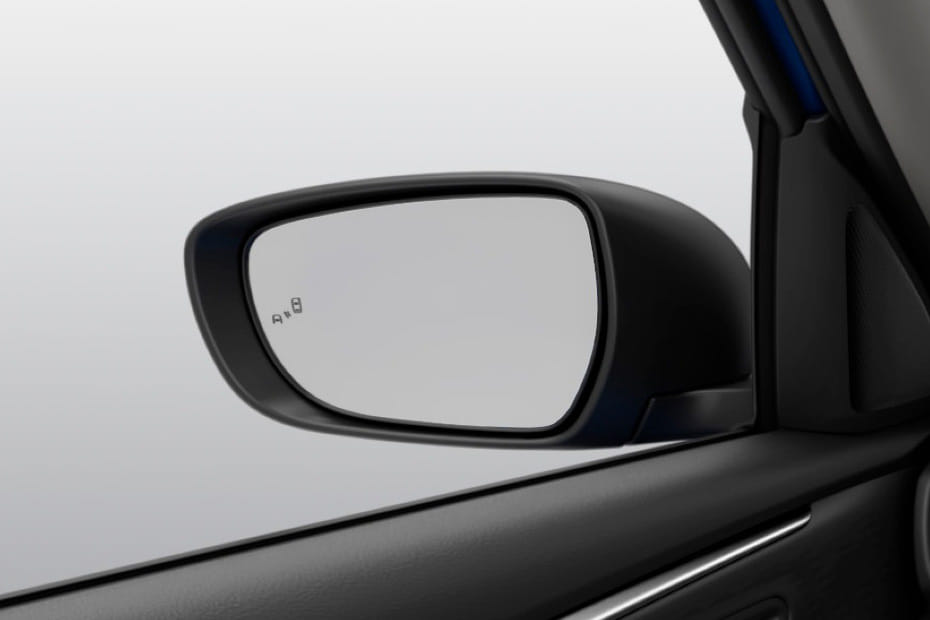 سوزوكي سويفت  Drivers Side Mirror Rear Angle