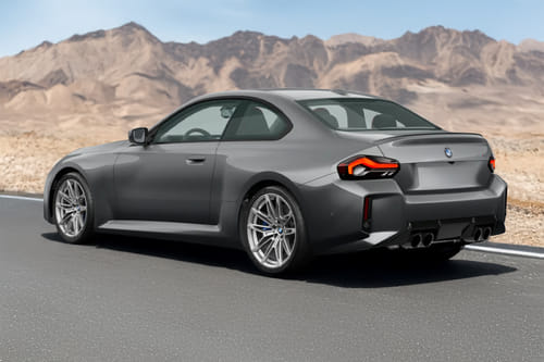 Rear Cross Side View of بي إم دبليو M2