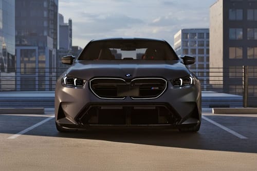 Full Front View of M5