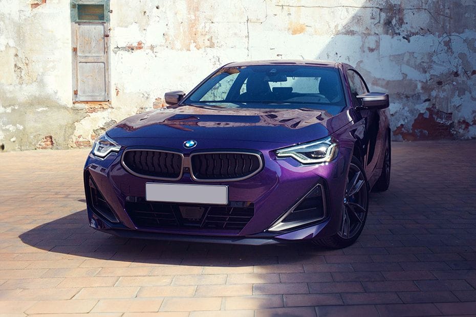 بي إم دبليو  الفئة 2 كوبيه Front angle low view