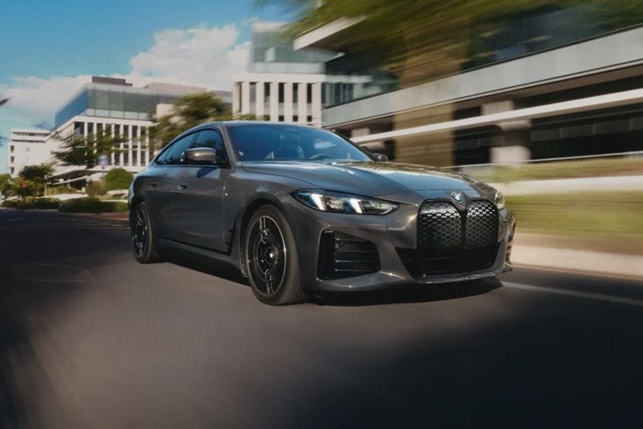 BMW i4 Front Medium View in Saudi Arabia