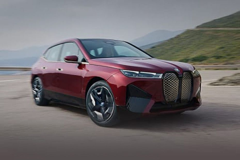 بي إم دبليو IX Front Medium View