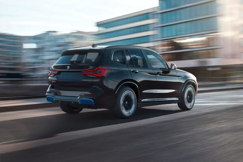 IX3 (2024-2025) Rear angle view