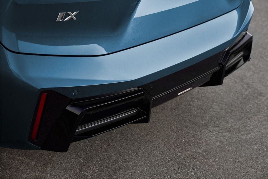 Exhaust Pipe of بي إم دبليو IX 2026