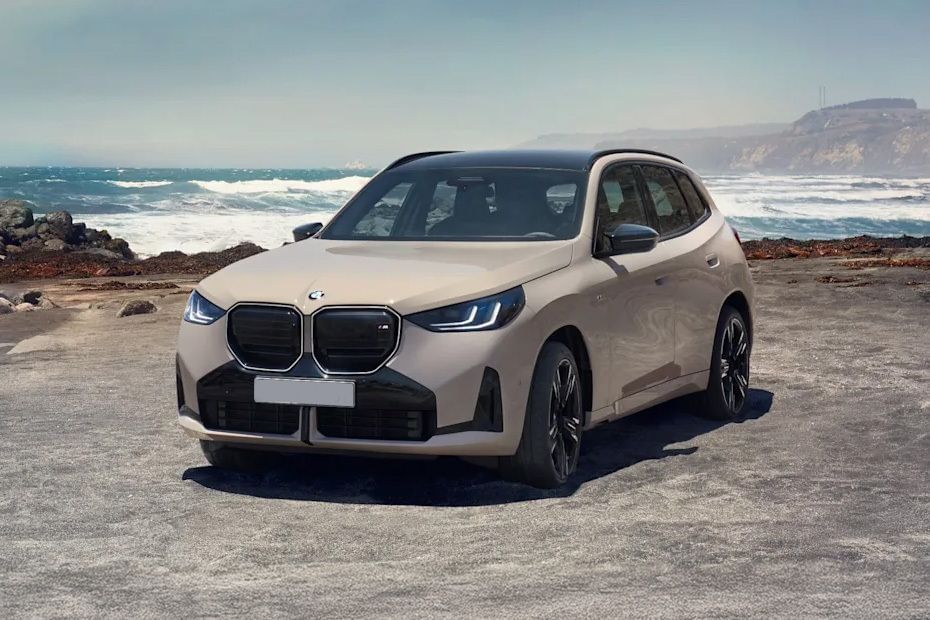 BMW  X3 Front angle low view