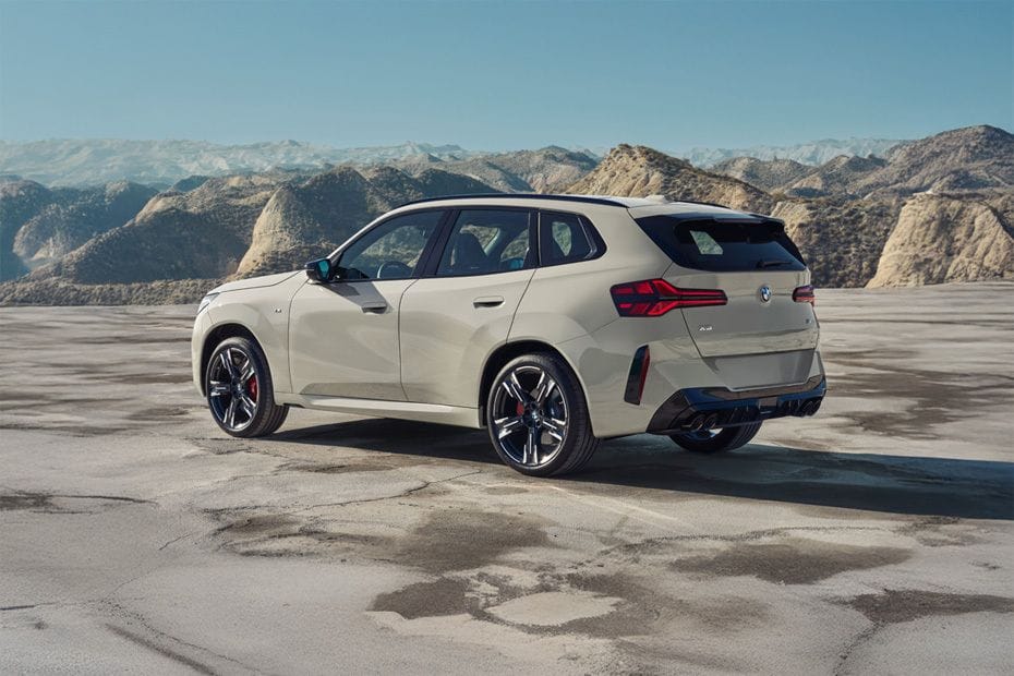 Rear Cross Side View of BMW X3