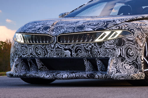 3 سيريز 2026 Grille View