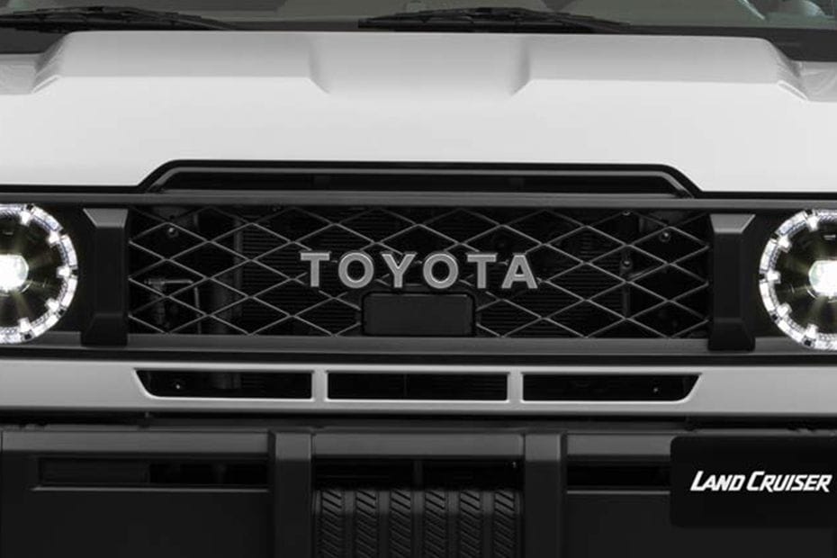 لاند كروزر 70 هارد توب Grille View