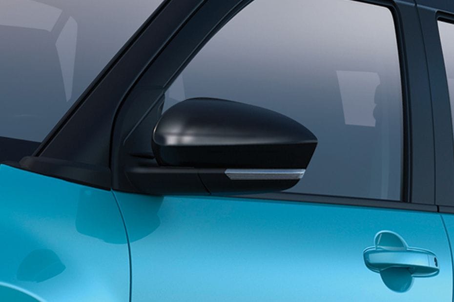 تويوتا رايز Drivers Side Mirror Rear Angle