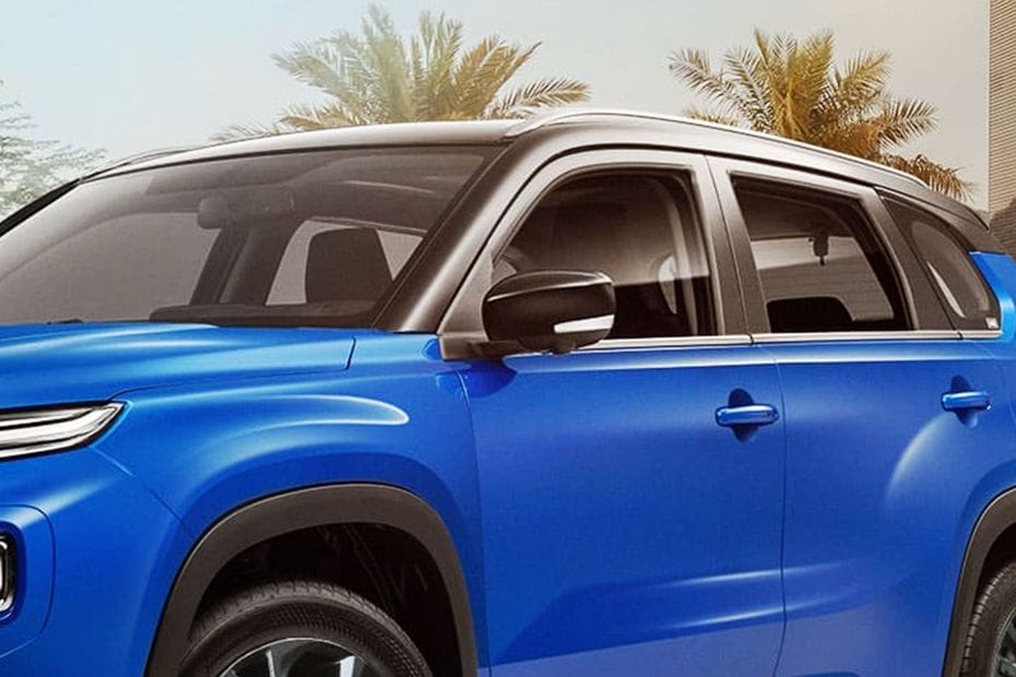 تويوتا أوربان كروزر  Drivers Side Mirror Front Angle