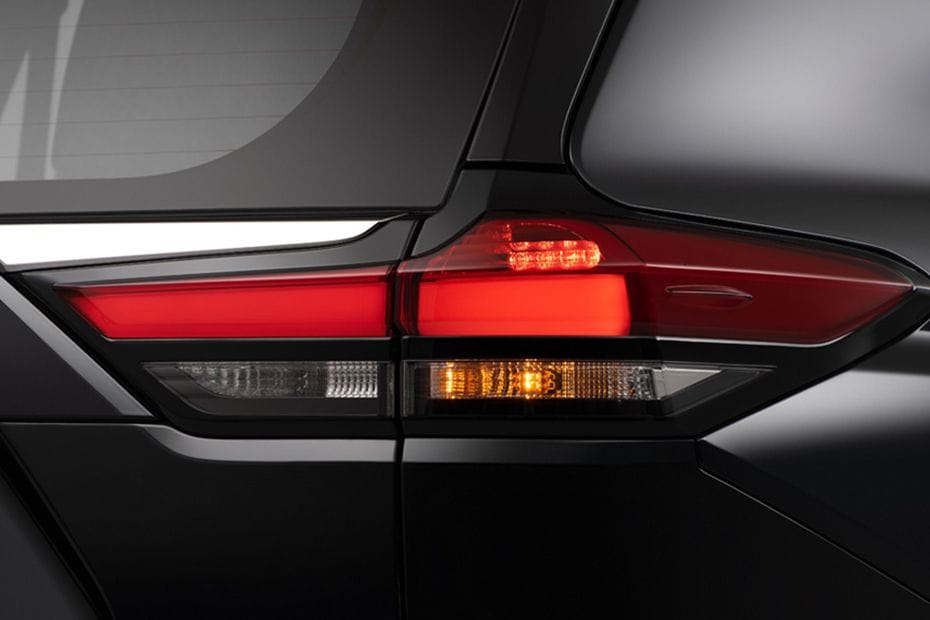 Innova Tail light
