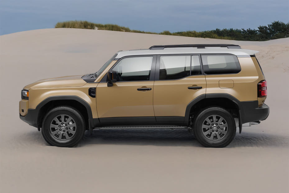 Land Cruiser Prado Side view