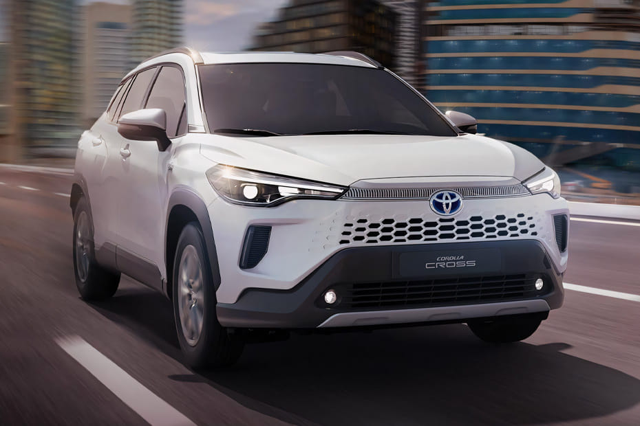 Toyota Corolla Cross Front Medium View