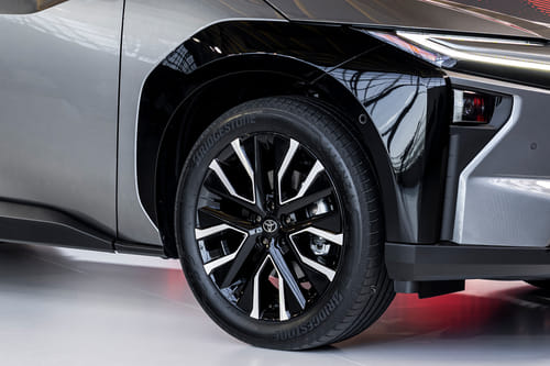 بي زد 4 إكس Wheel