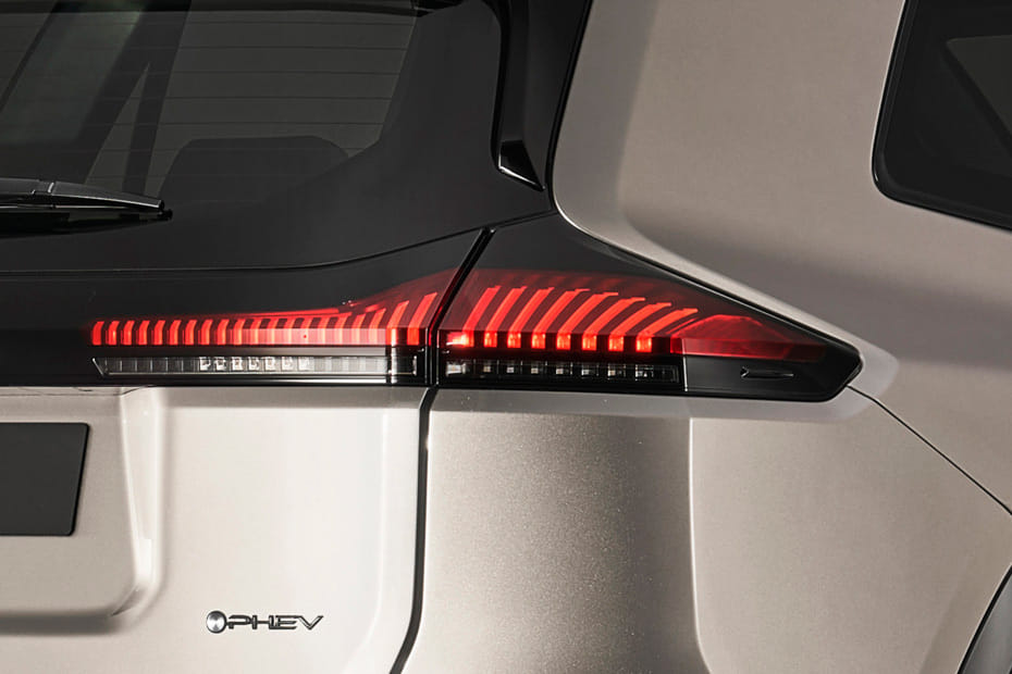 RAV4 2026 Tail light