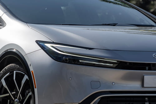 بريوس Headlight