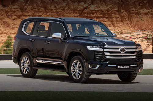 تويوتا لاند كروزر Front Cross Side View