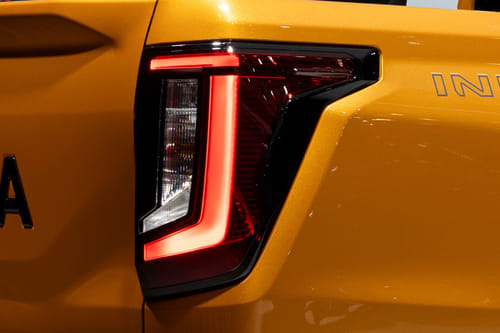 هايلوكس هايبرد Tail light