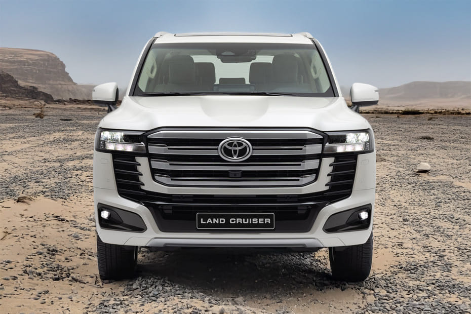 Full Front View of لاند كروزر HEV ماكس