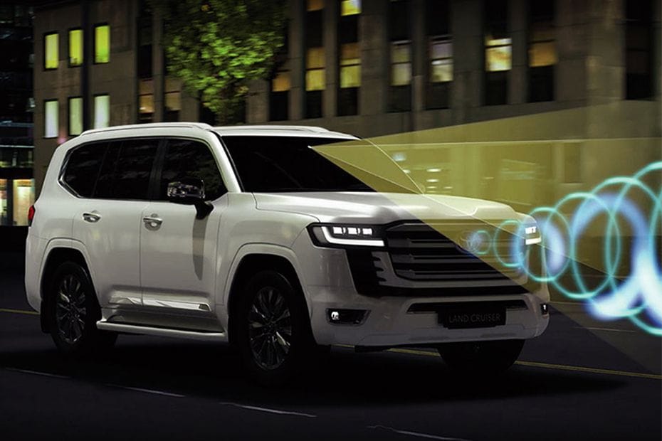 تويوتا لاند كروزر 2024-2025 Front Angle High View في العربيةالسعودية