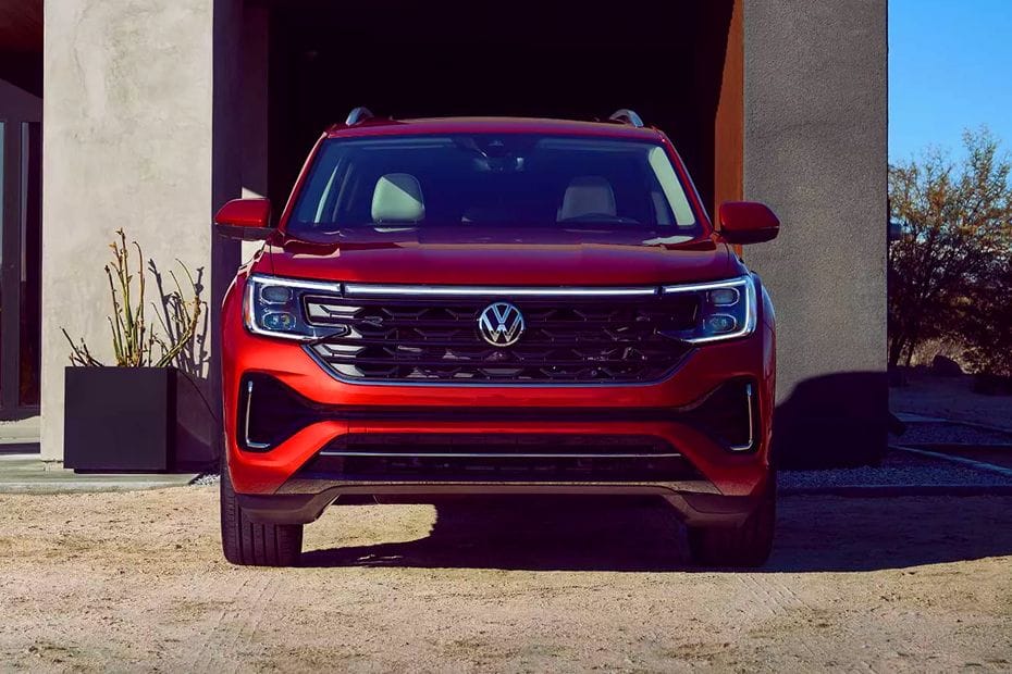 Full Front View of Teramont