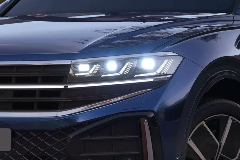 طوارق Headlight