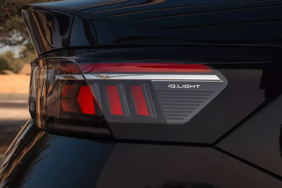 Passat Tail light