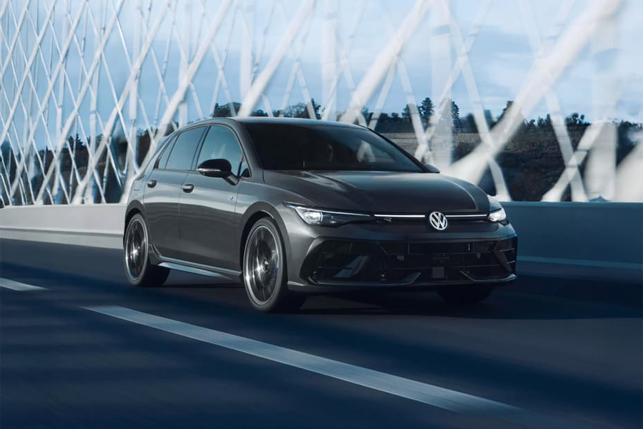 فلكس فاجن Golf R Front Medium View