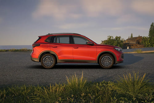 Tiguan Medium Angle Front View