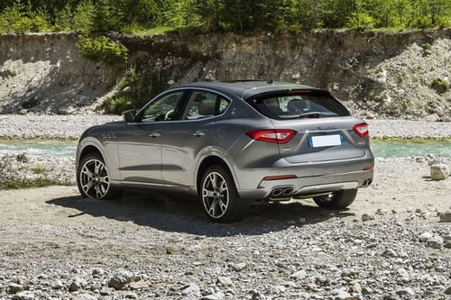 Rear Cross Side View of Maserati Levante