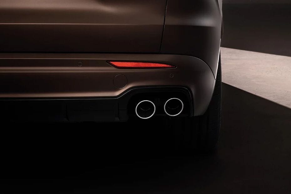 Exhaust Pipe of مازيراتي جريكالي