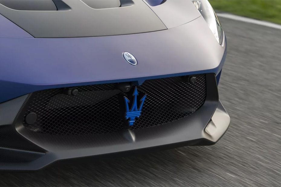 GT2 Stradale Grille View