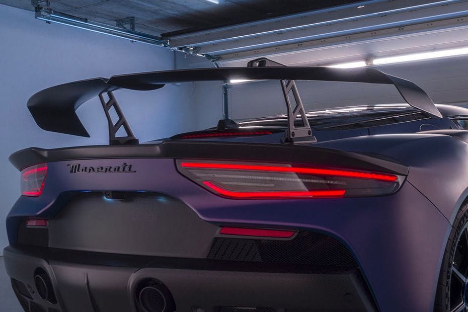 GT2 Stradale Spoiler