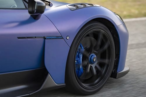 جي تي 2 سترادالي Wheel