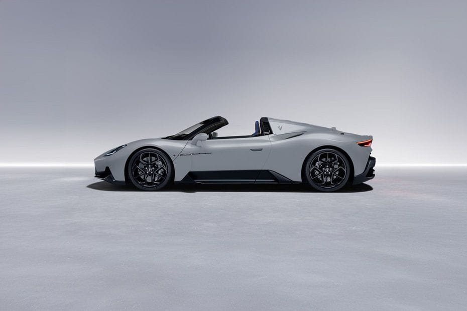 MC20 Cielo Side view