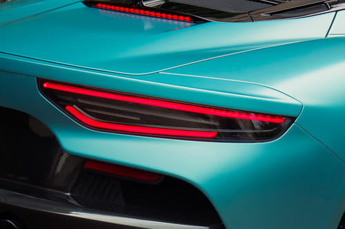 مكبورا Tail light