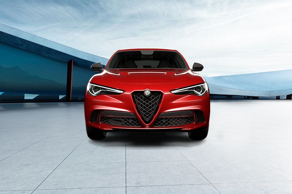 Full Front View of Stelvio Quadrifoglio