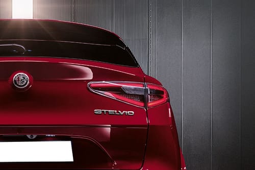 Stelvio Quadrifoglio Tail light