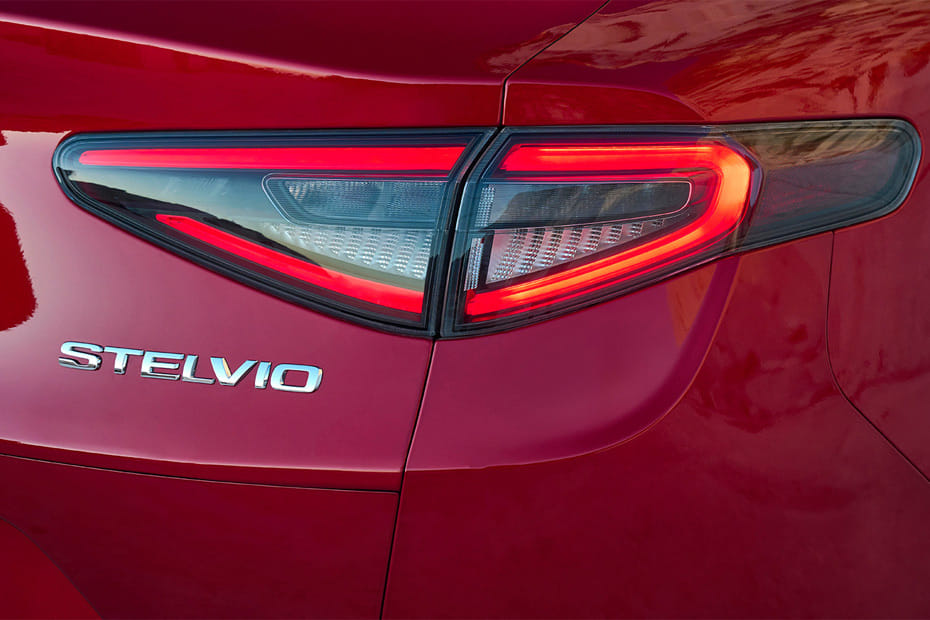 Stelvio Tail light