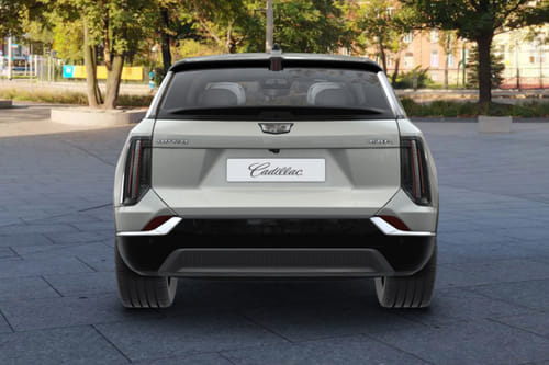 Full Rear View of كاديلاك أوبتيك