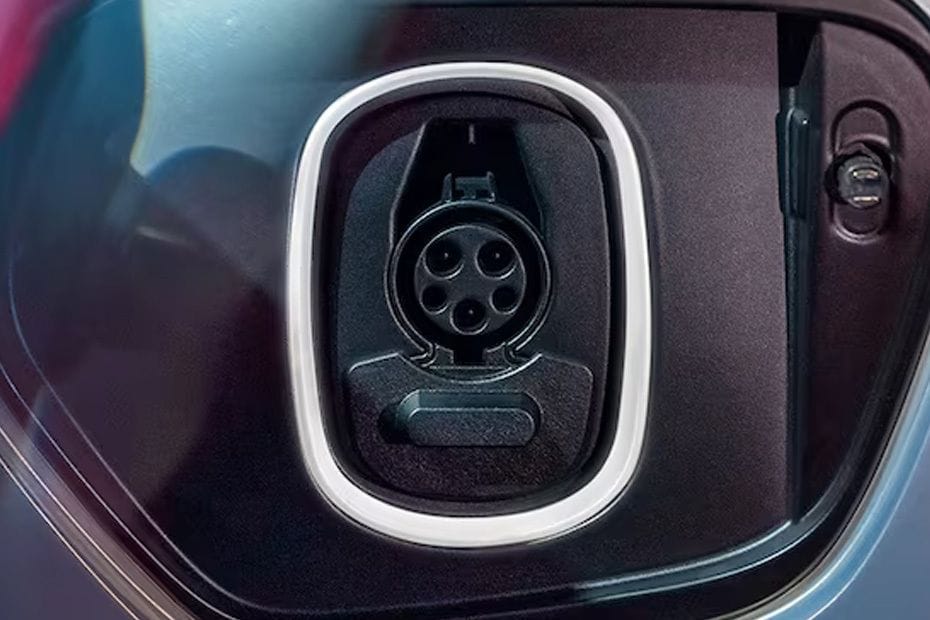Gas Cap Open of ESCALADE IQ